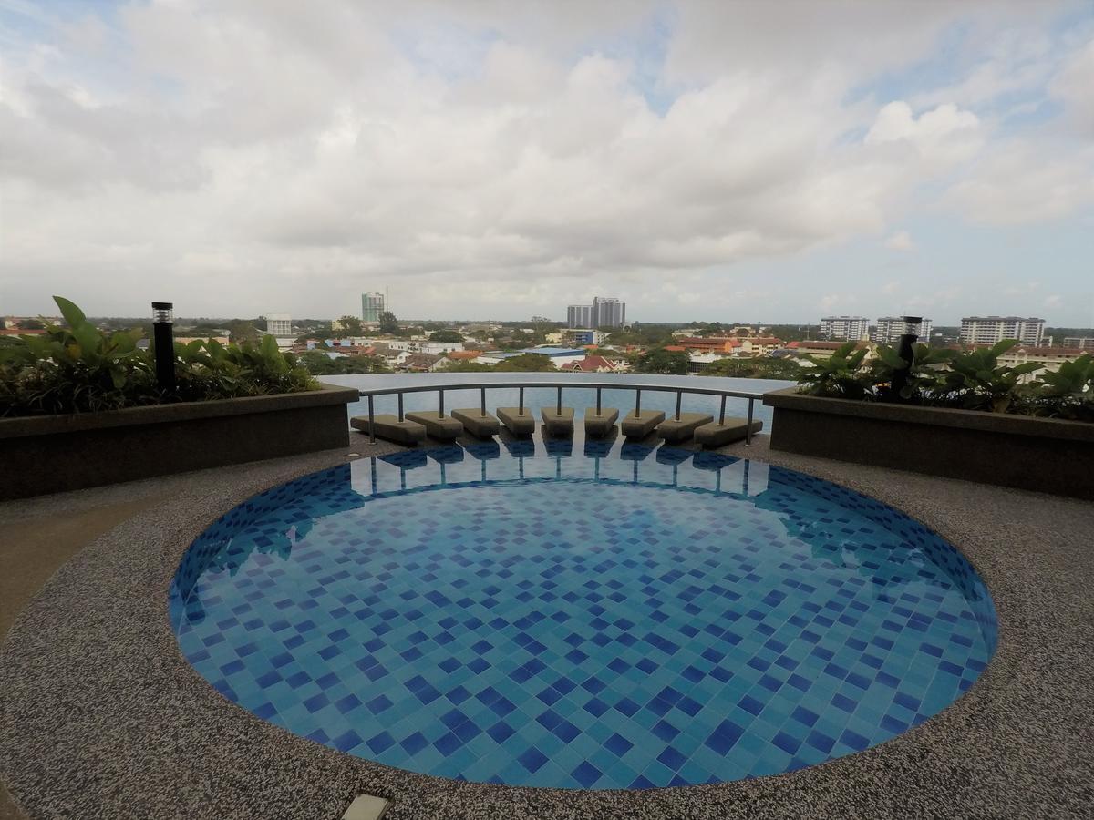Zulanie Family Studio At D'Perdana Apartment, Spacious And Cozy With Pool, Free Wifi & Netflix Kota Bharu Exteriér fotografie
