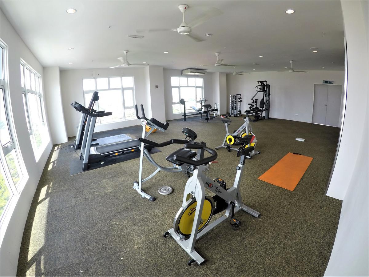 Zulanie Family Studio At D'Perdana Apartment, Spacious And Cozy With Pool, Free Wifi & Netflix Kota Bharu Exteriér fotografie