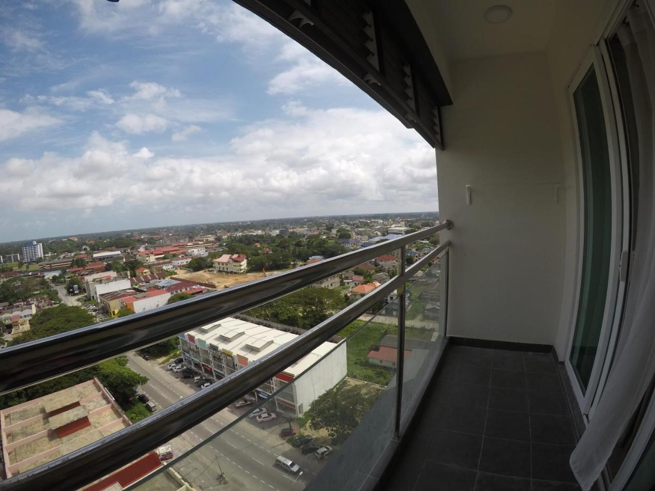 Zulanie Family Studio At D'Perdana Apartment, Spacious And Cozy With Pool, Free Wifi & Netflix Kota Bharu Exteriér fotografie